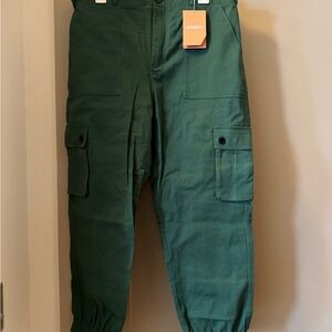 Wondery Outdoors Women's Isabel 3.0 Outdoor Dark Green Cargo Pants Size L Short